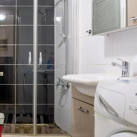 Loft Flat 50 M To Seashore In Apartment *